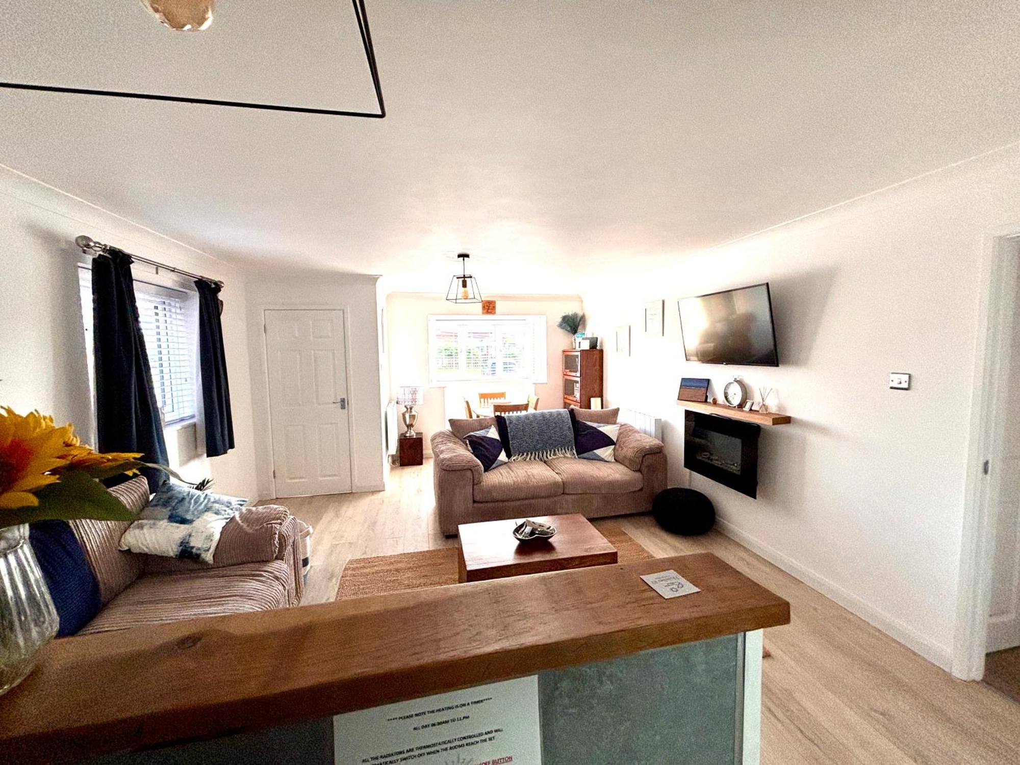 Number 10 Apartment *